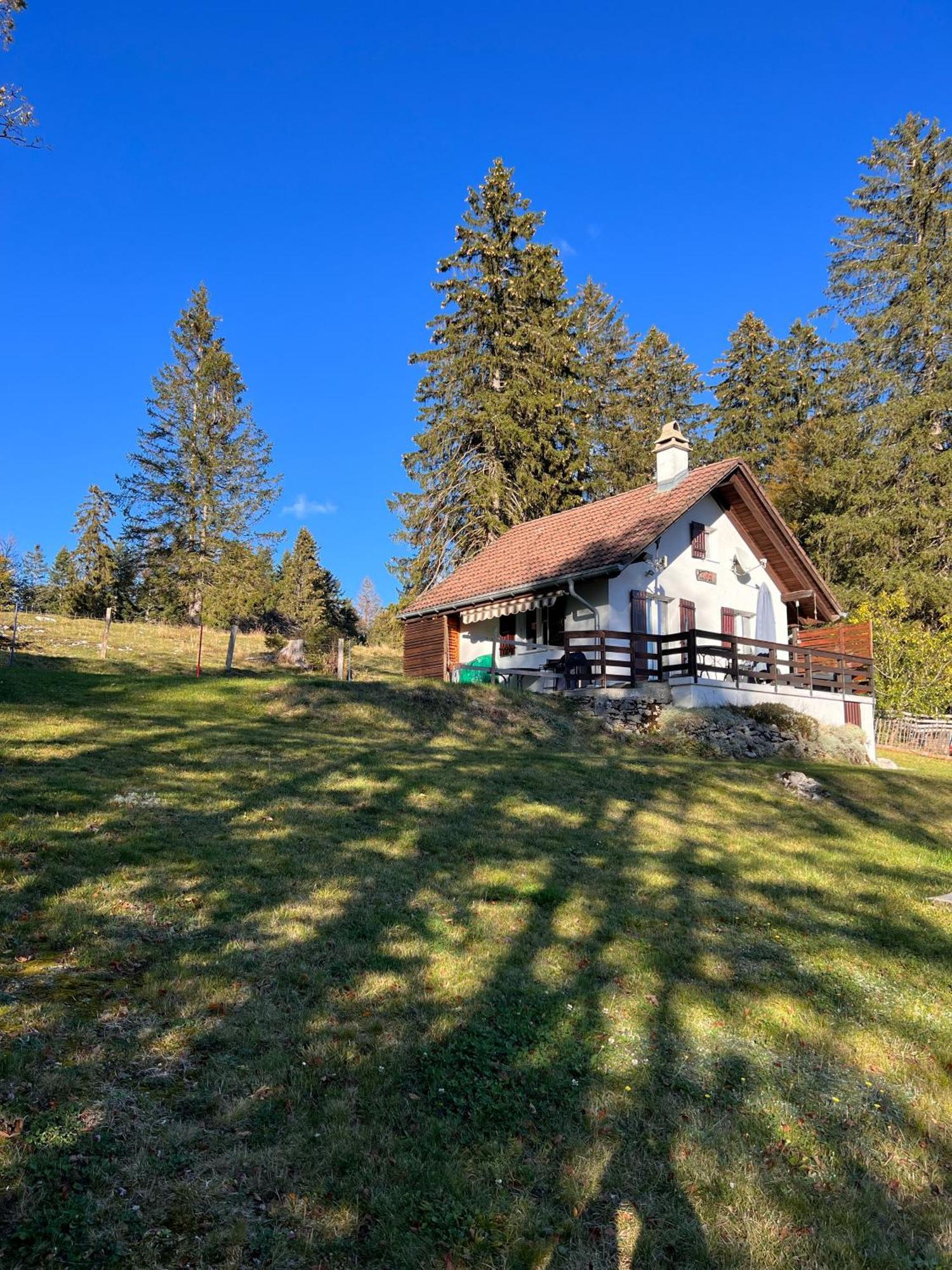 Le Joly Chalet Villa Saint-Imier Exterior foto